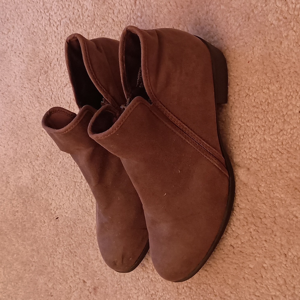 Time and true women ankle boots 7.5